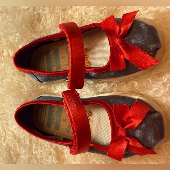 Disney TOMS shoes (3 pairs) Cinderella fairy godmothers Snow White, all size 6 - Picture 6 of 10